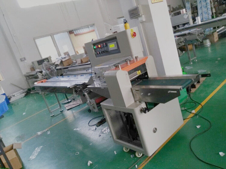 Máquina de envasado de cubiertos para cuchara tenedor cuchillo