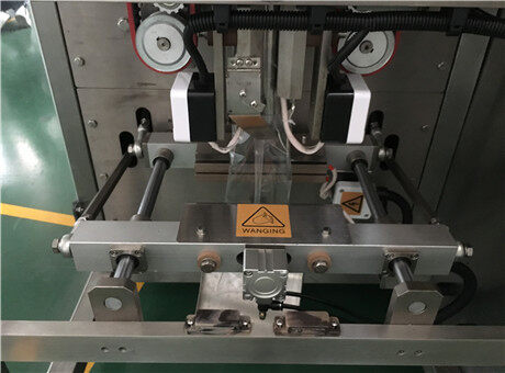 Full Automatic Dry fruit  Nuts Packing Machine