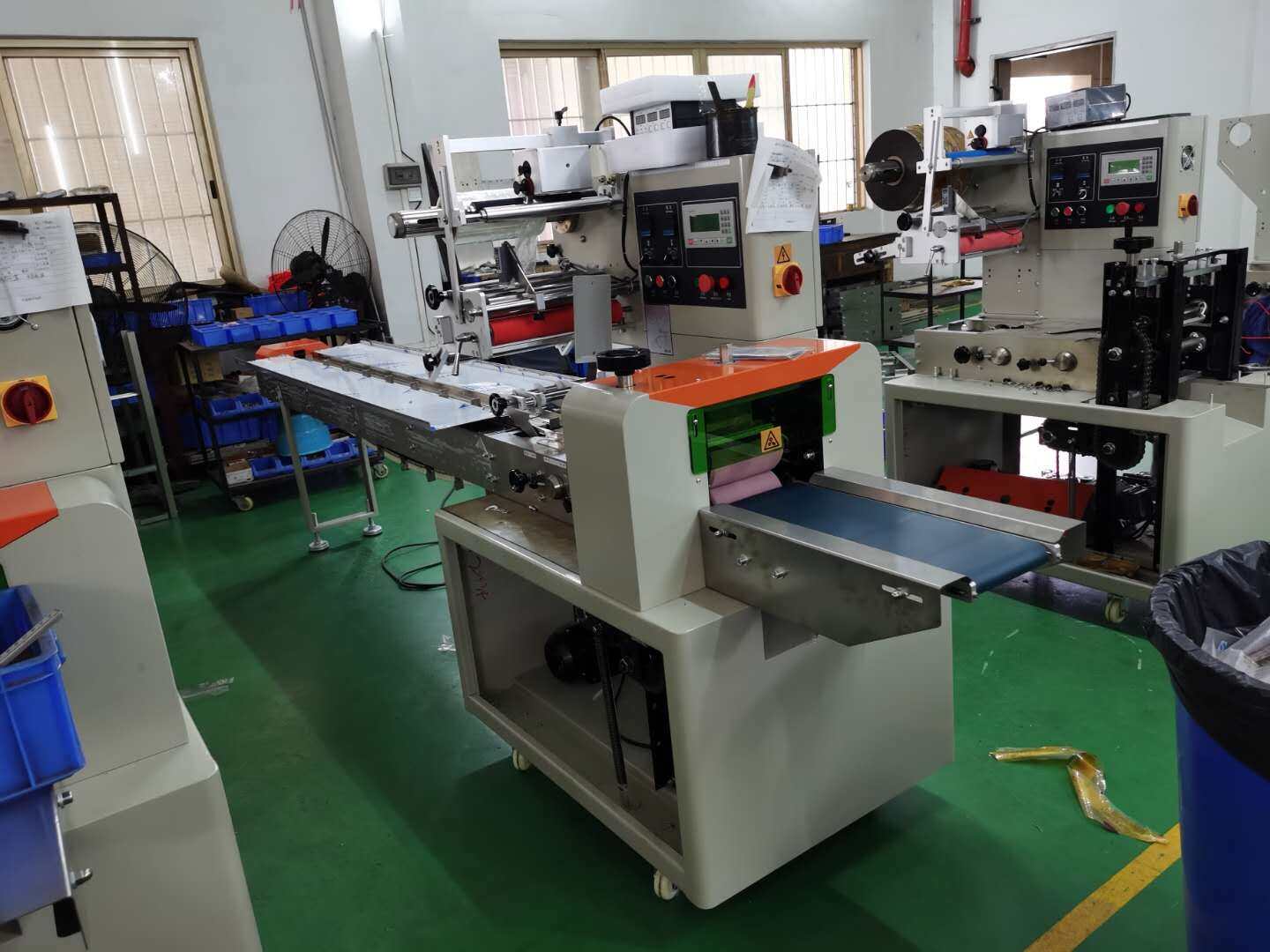 automatic KN95 mask wrapping machine