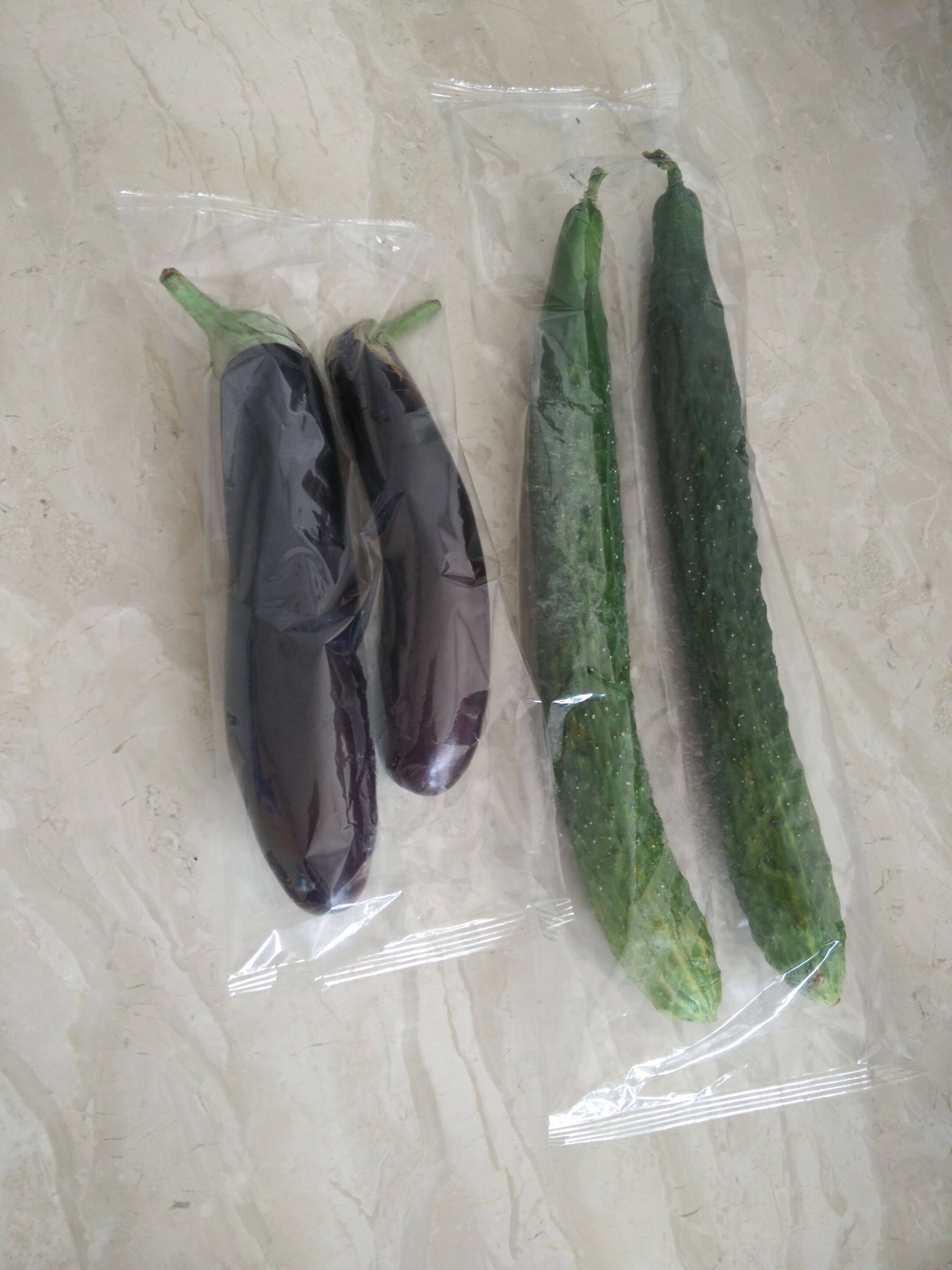 Empaquetadora de pepino y zanahoria