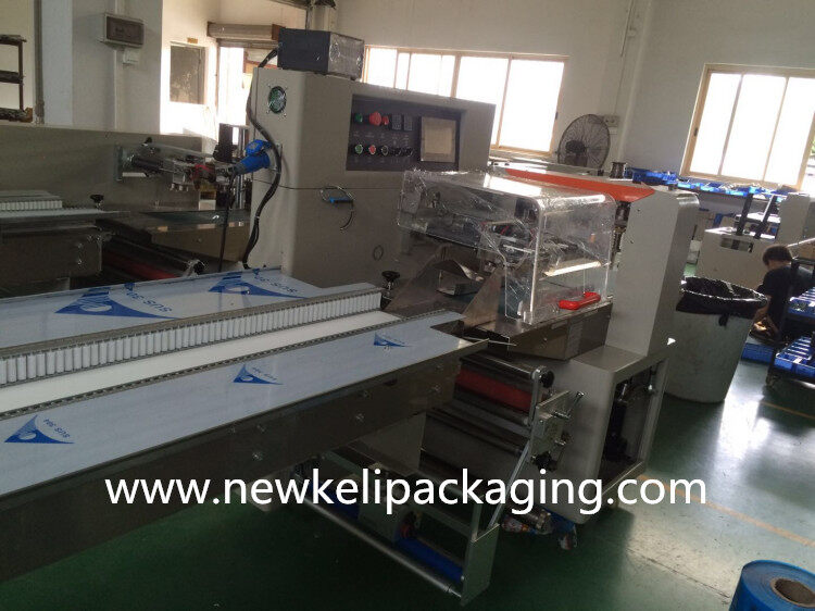 Fresh Fruit And Vegetable Flow Packaging Machine