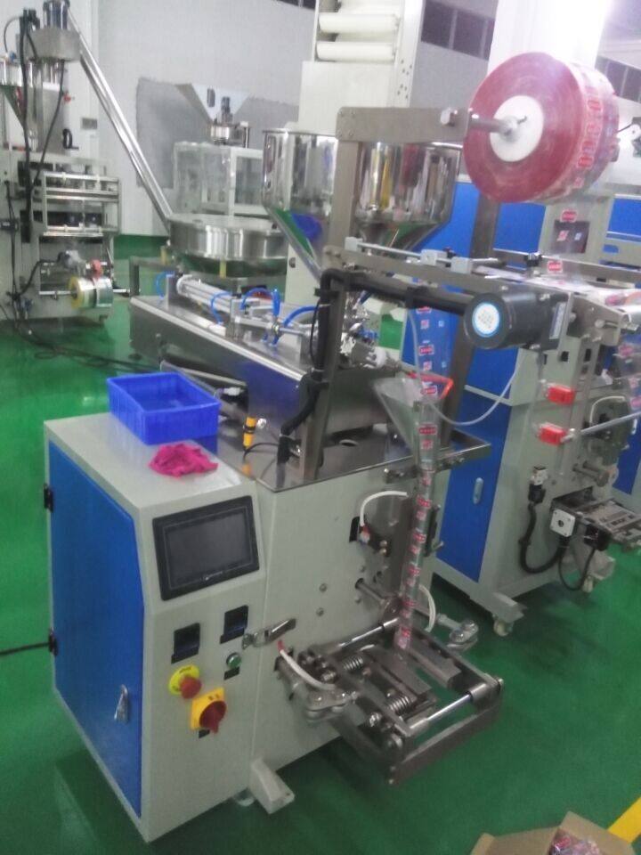 juice filling and sealing machine