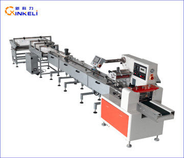 Automatic feeder Aligning  Belts  flow packaging machine line