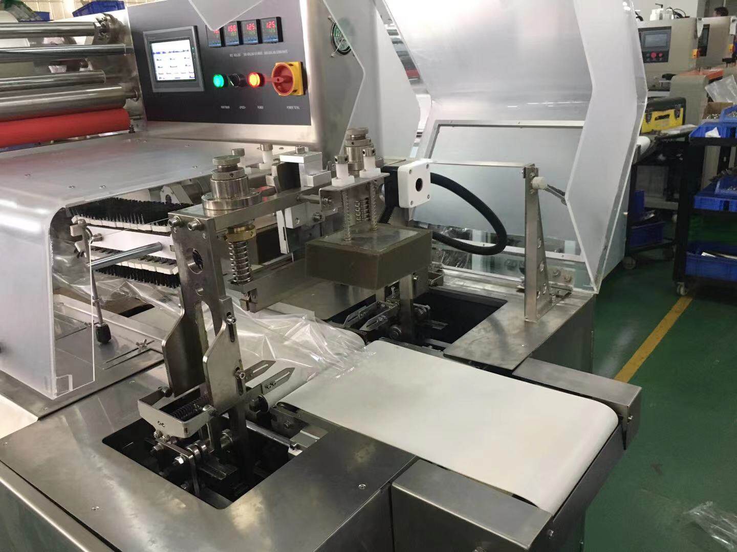 Box motion reciprocating packaging machinery